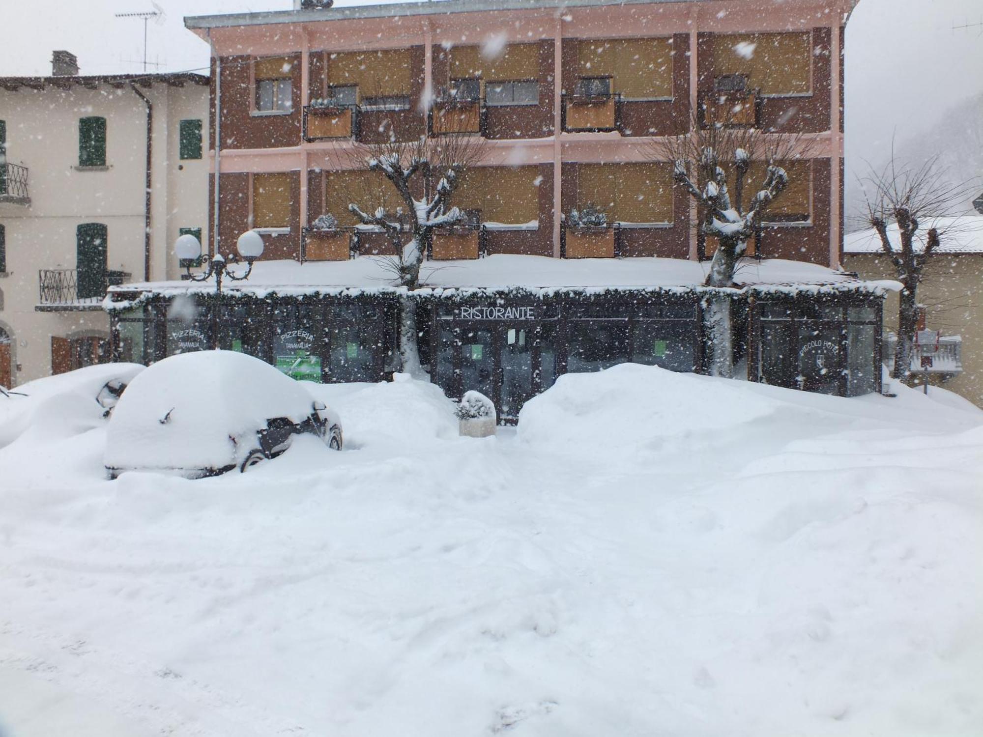 Piccolo Hotel Lizzano In Belvedere Eksteriør bilde